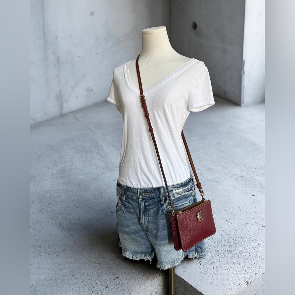 Dooney & Bourke Red Burgundy Leather Crossbody Bag - Picture 9 of 10
